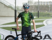 Lucy-Ellmore-SKODA-DSI-Academy-rider-3-scaled-e1622109255583 (1)